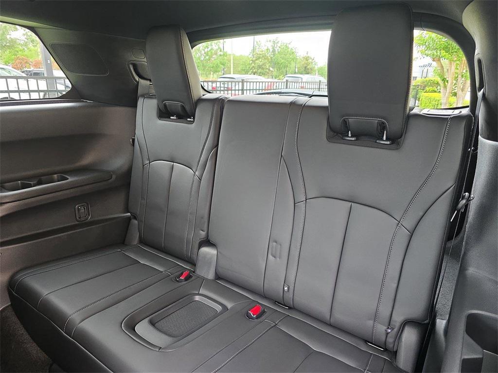 new 2025 INFINITI QX60 car, priced at $58,928