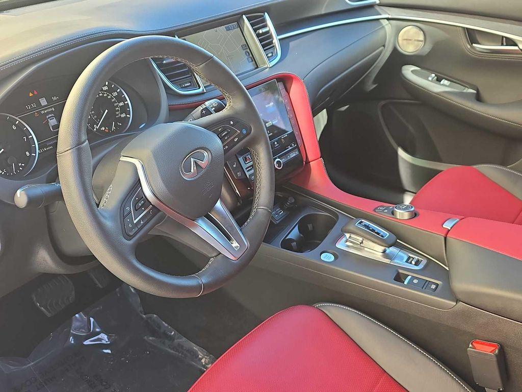 used 2025 INFINITI QX55 car, priced at $43,900