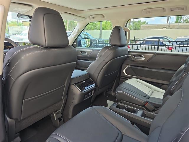 new 2025 INFINITI QX80 car, priced at $88,360