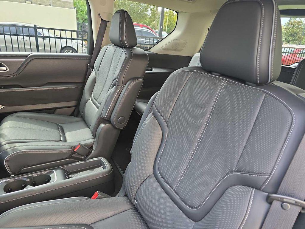 used 2025 INFINITI QX80 car, priced at $79,750