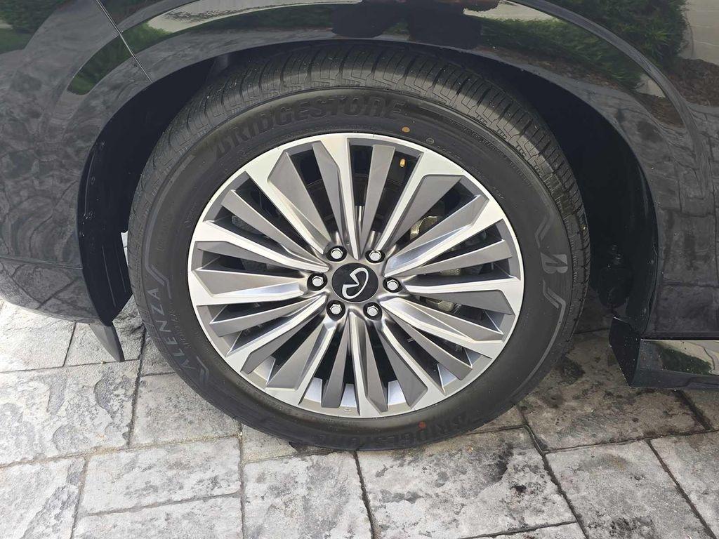 used 2025 INFINITI QX80 car, priced at $79,750