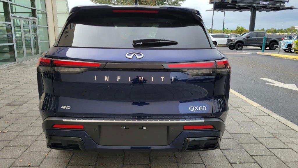new 2024 INFINITI QX60 car, priced at $52,802