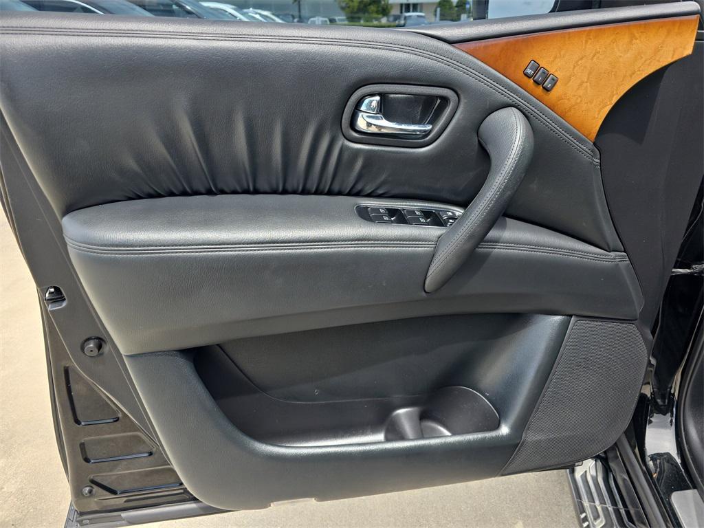 used 2012 INFINITI QX56 car, priced at $5,250