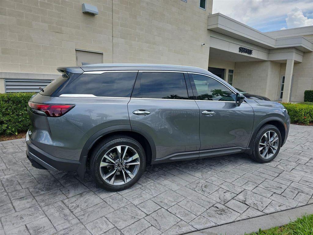 used 2025 INFINITI QX60 car, priced at $45,900