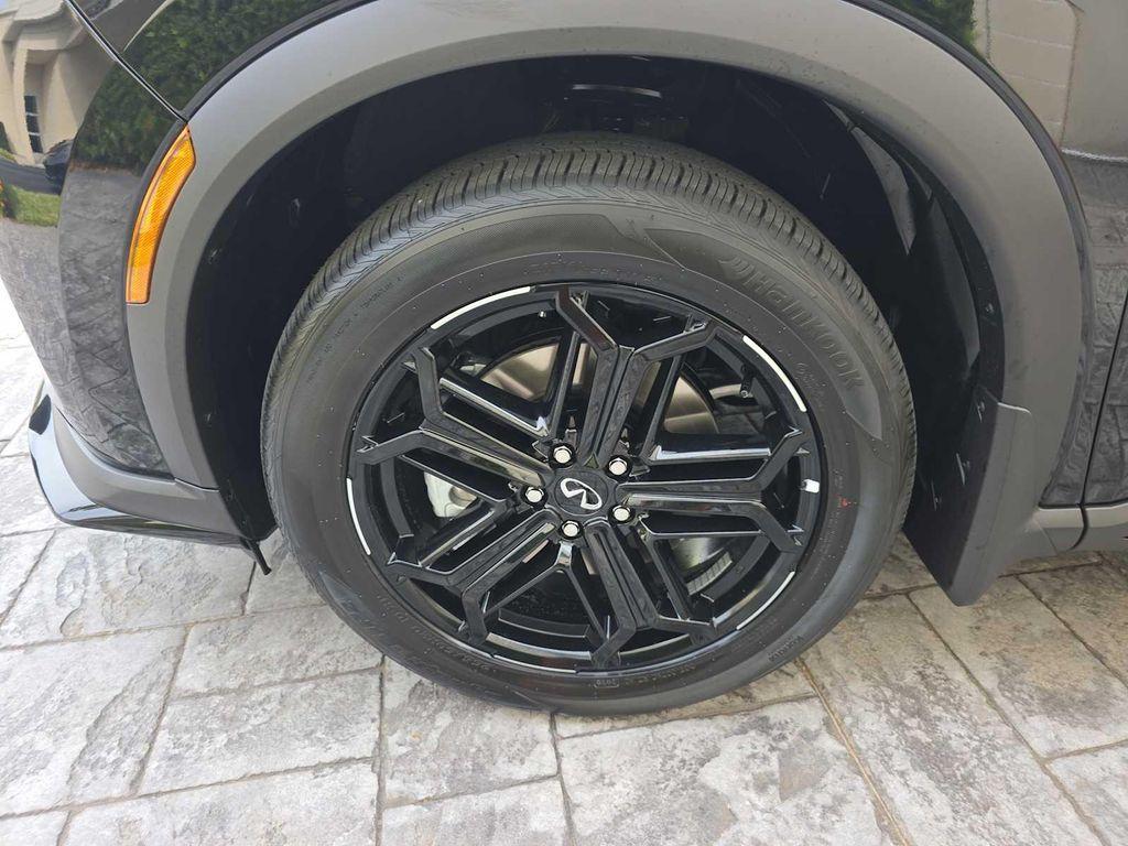 new 2026 INFINITI QX60 car, priced at $66,180