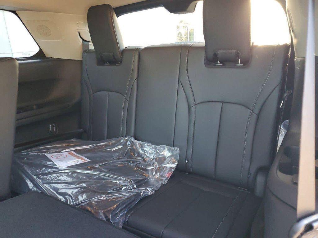 new 2025 INFINITI QX60 car, priced at $52,000
