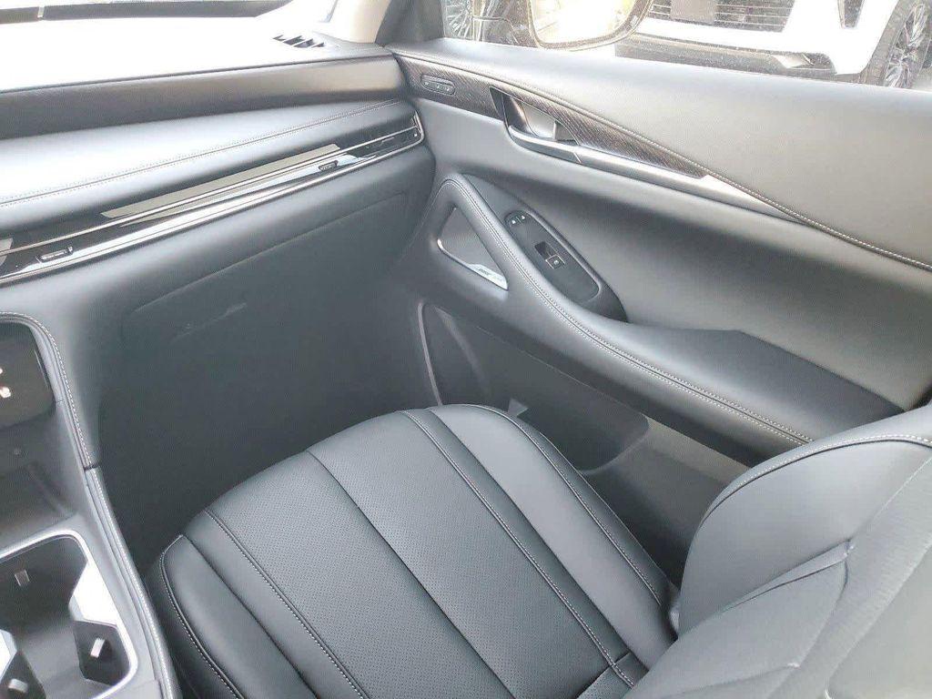 new 2025 INFINITI QX60 car, priced at $52,000