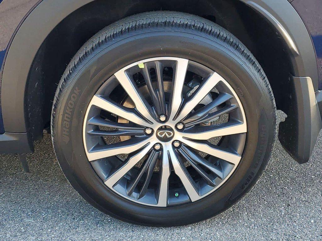 new 2025 INFINITI QX60 car, priced at $52,000