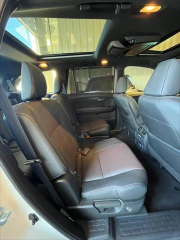 used 2021 Honda Pilot car, priced at $28,995