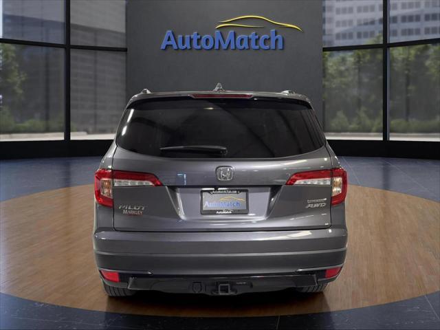 used 2022 Honda Pilot car, priced at $25,995