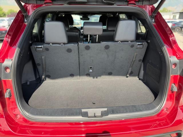 used 2021 Toyota Highlander car, priced at $34,995