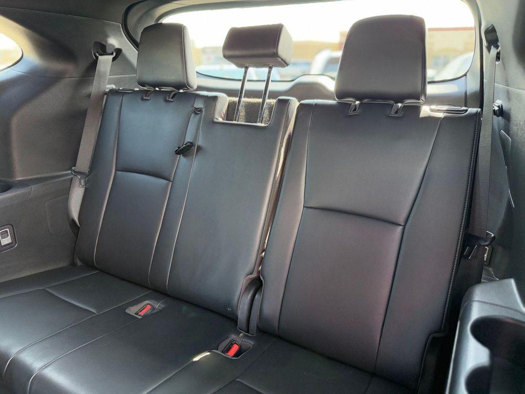 used 2021 Toyota Highlander car, priced at $31,995
