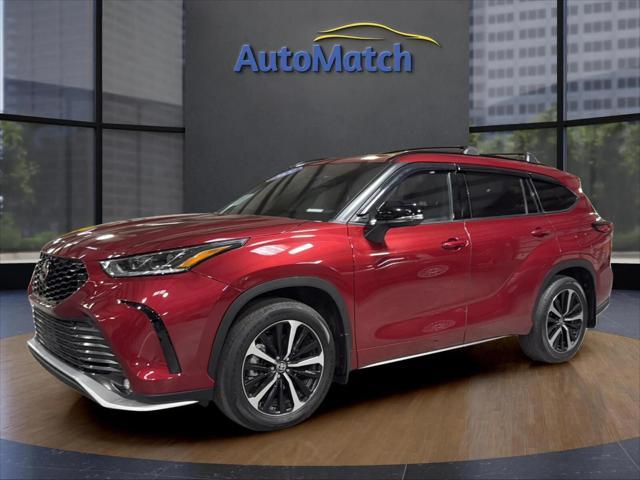 used 2021 Toyota Highlander car, priced at $34,995
