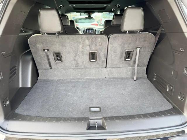 used 2022 Chevrolet Traverse car, priced at $27,995