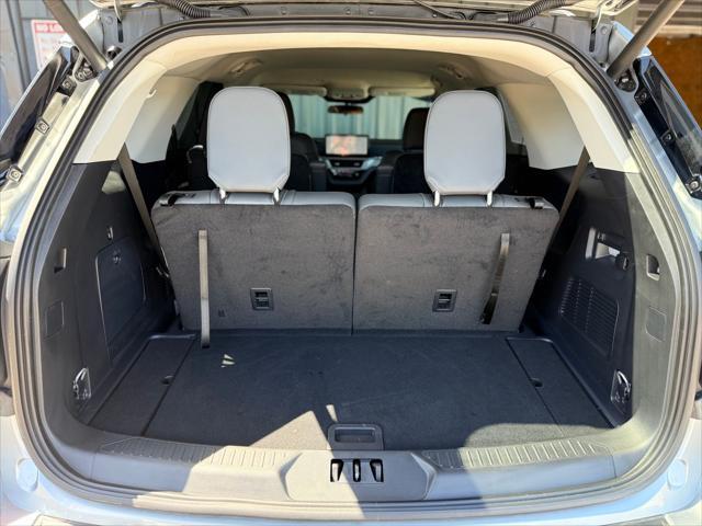 used 2025 Ford Explorer car, priced at $34,995