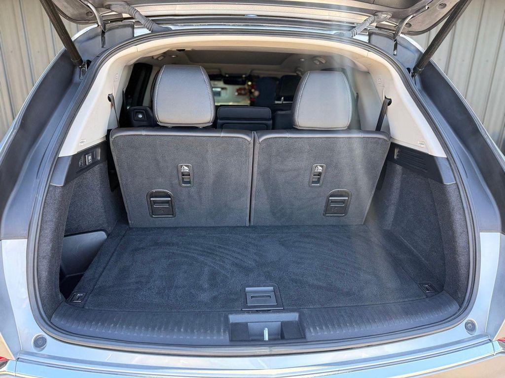 used 2022 Acura MDX car, priced at $30,595