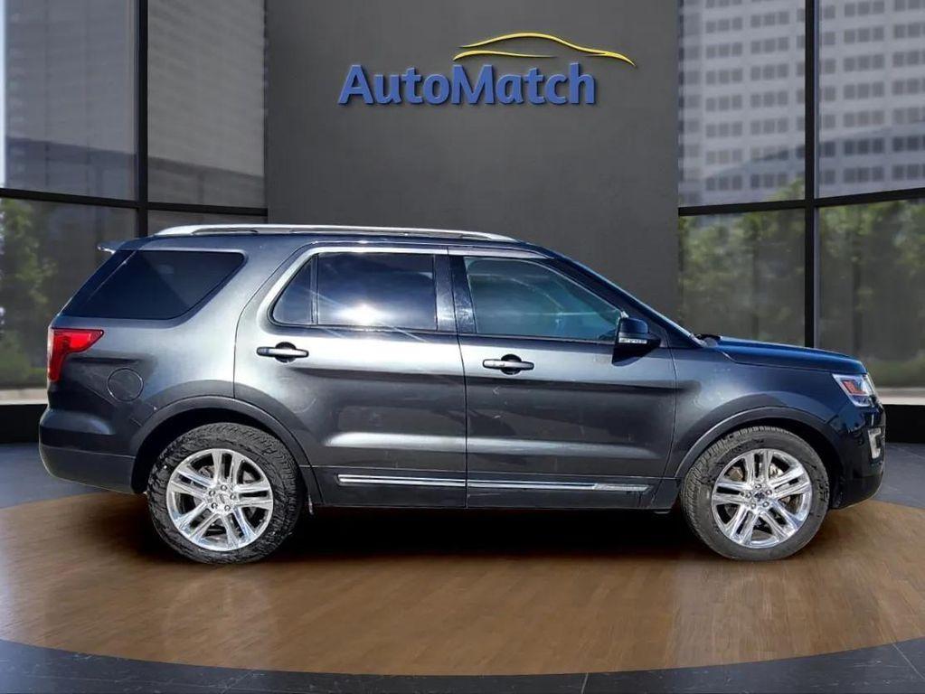 used 2016 Ford Explorer car