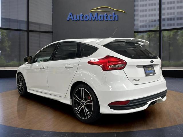 used 2017 Ford Focus ST car