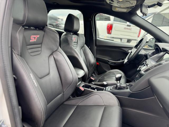 used 2017 Ford Focus ST car