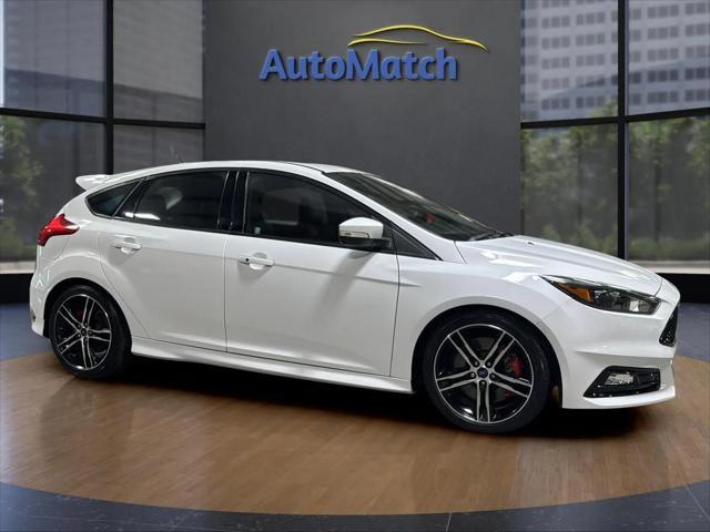 used 2017 Ford Focus ST car