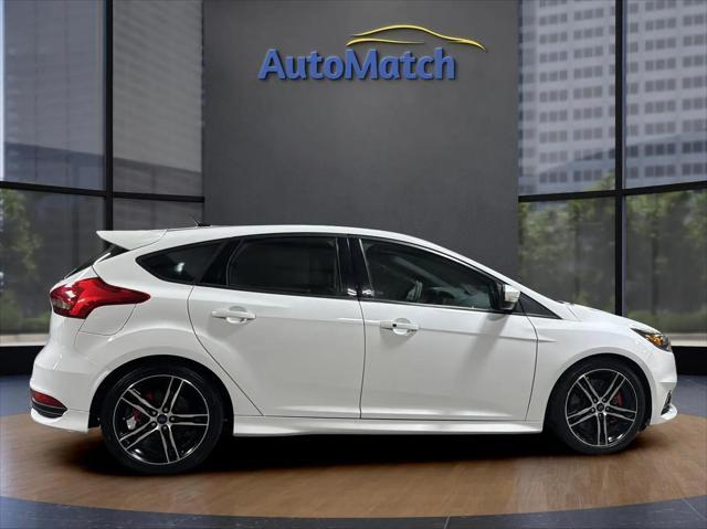 used 2017 Ford Focus ST car