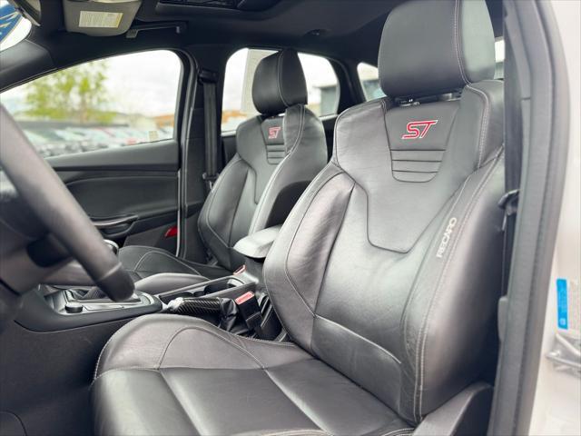 used 2017 Ford Focus ST car