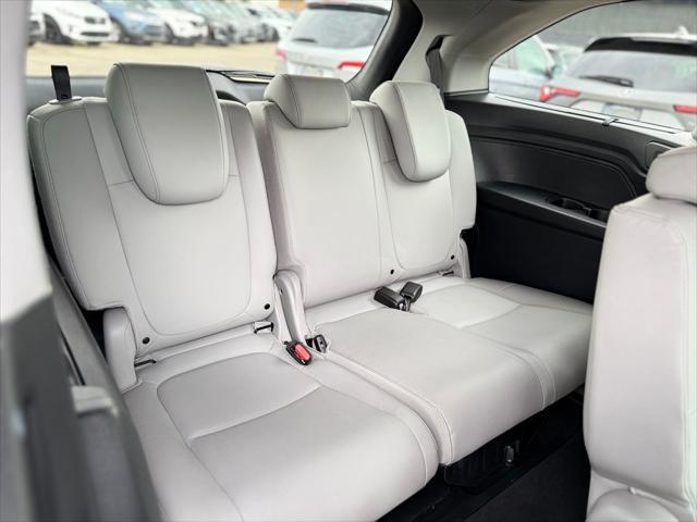 used 2024 Honda Odyssey car, priced at $31,995