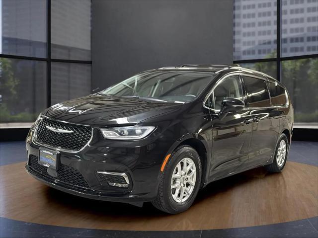 used 2022 Chrysler Pacifica car, priced at $19,995
