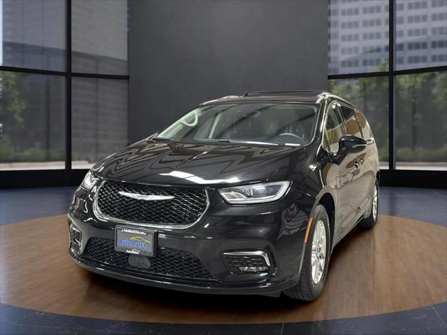 used 2022 Chrysler Pacifica car, priced at $19,995