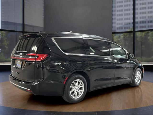 used 2022 Chrysler Pacifica car, priced at $19,995