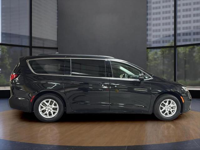 used 2022 Chrysler Pacifica car, priced at $19,995