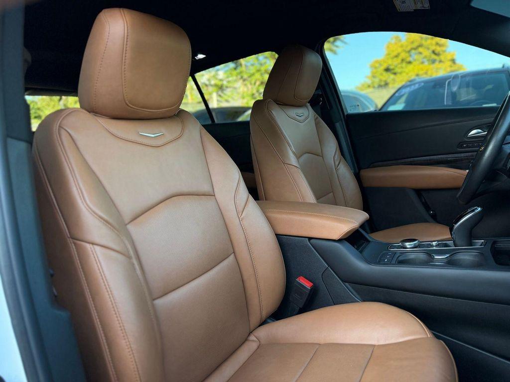 used 2023 Cadillac XT4 car, priced at $25,995