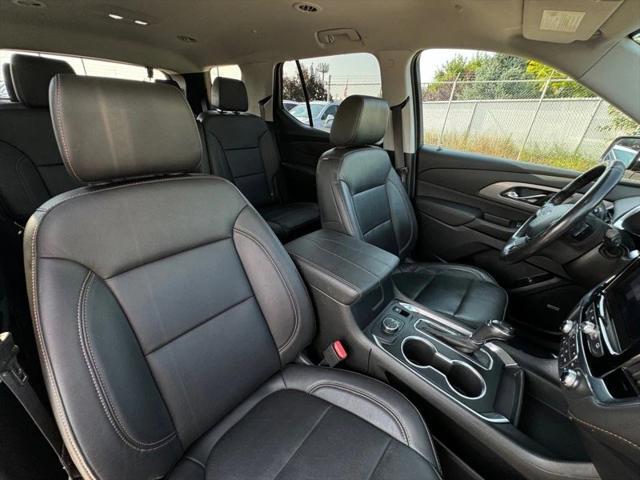 used 2020 Chevrolet Traverse car, priced at $22,995