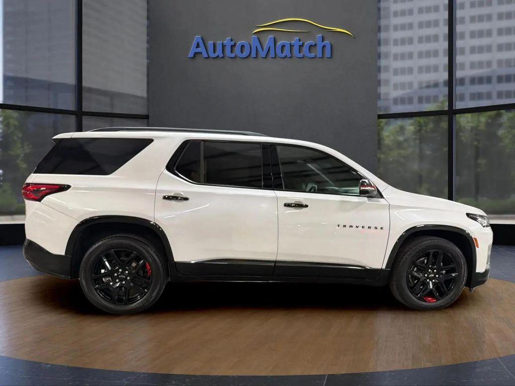 used 2023 Chevrolet Traverse car, priced at $29,995