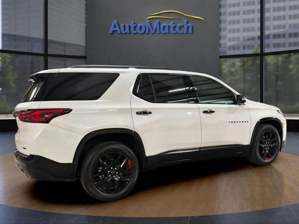 used 2023 Chevrolet Traverse car, priced at $29,995