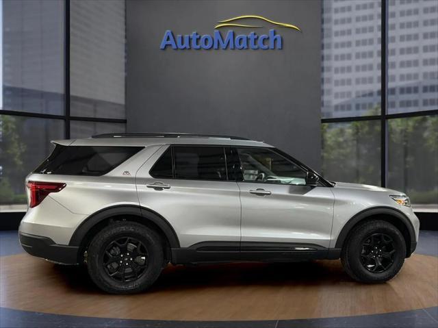 used 2024 Ford Explorer car, priced at $35,995