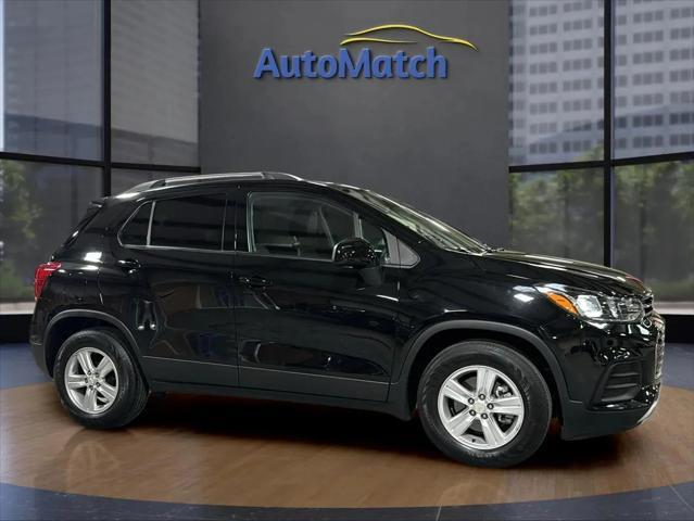 used 2022 Chevrolet Trax car, priced at $14,495