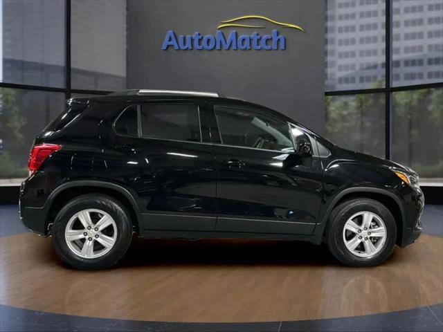 used 2022 Chevrolet Trax car, priced at $13,595