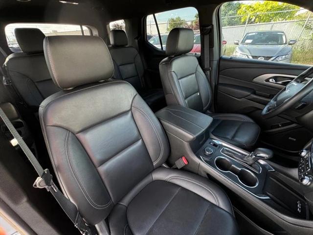 used 2023 Chevrolet Traverse car, priced at $26,995