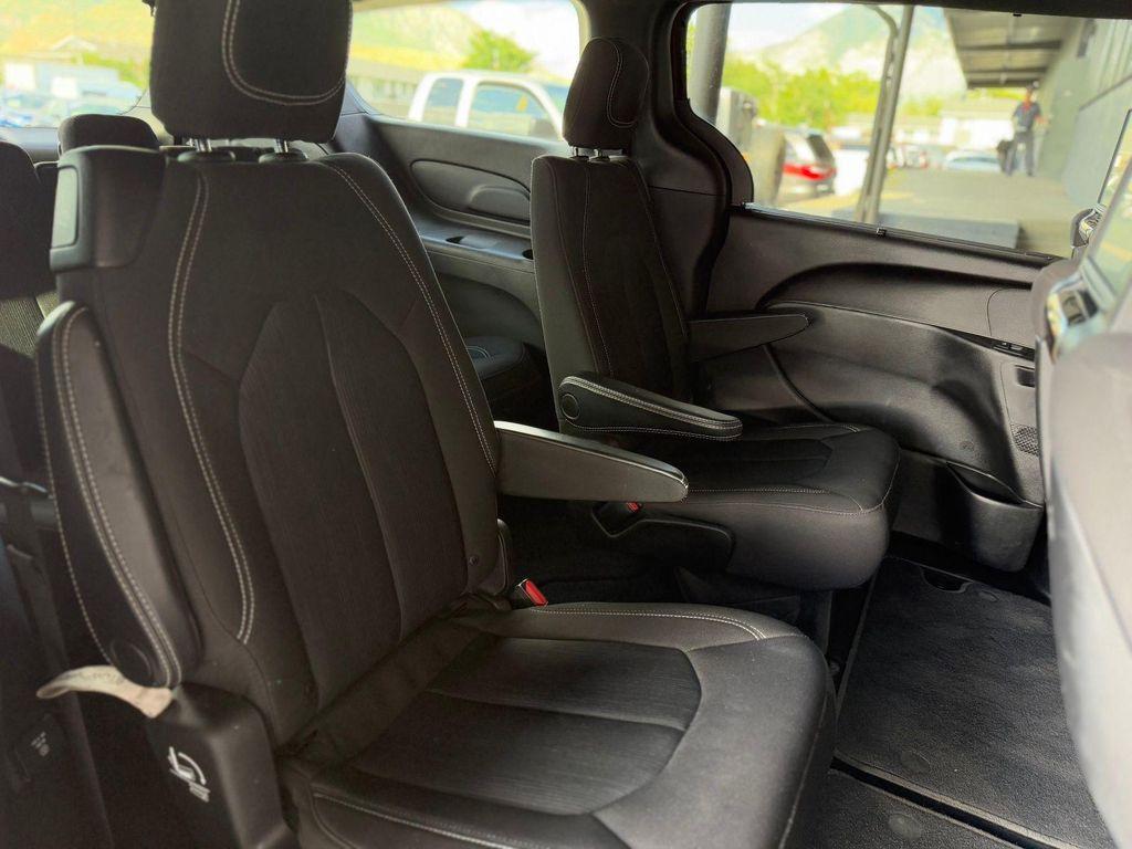 used 2021 Chrysler Pacifica car, priced at $26,995