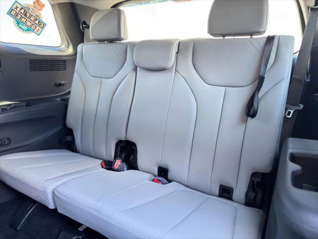 used 2025 Hyundai Palisade car, priced at $38,995