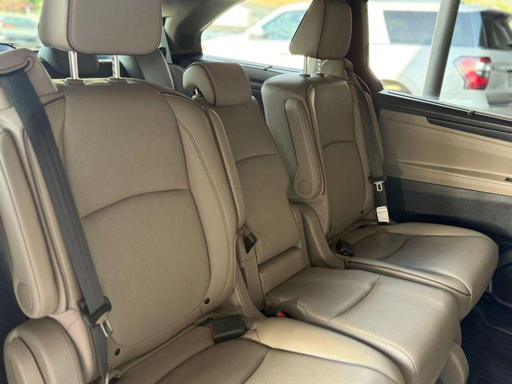 used 2023 Honda Odyssey car, priced at $31,995