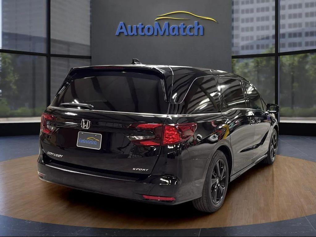 used 2024 Honda Odyssey car, priced at $31,595