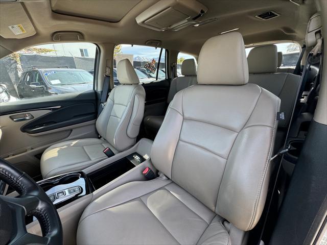 used 2021 Honda Pilot car, priced at $26,995