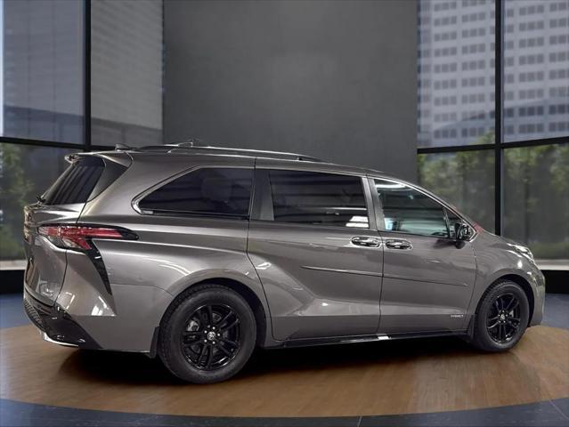 used 2021 Toyota Sienna car