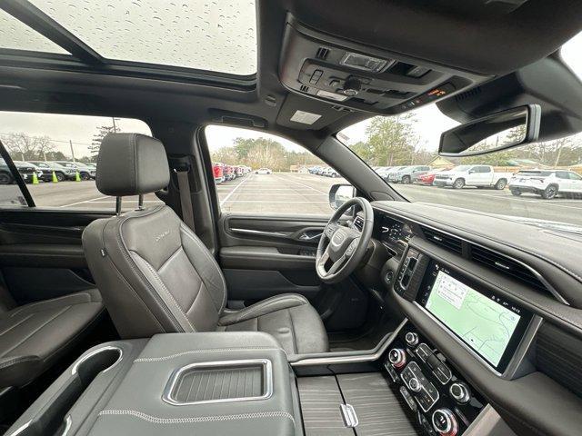 used 2023 GMC Yukon XL car, priced at $65,390