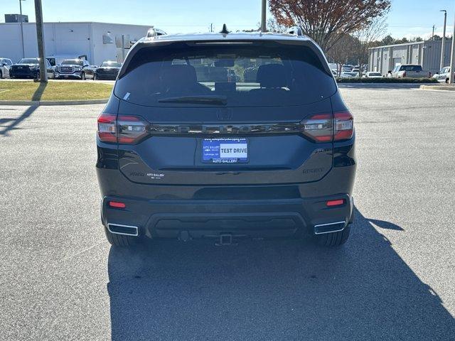 used 2025 Honda Pilot car, priced at $38,424