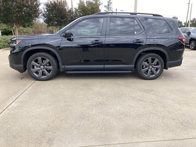 used 2025 Honda Pilot car, priced at $39,994