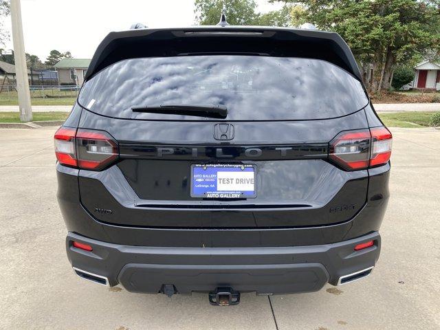 used 2025 Honda Pilot car, priced at $39,994