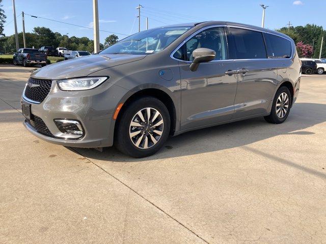 used 2023 Chrysler Pacifica Hybrid car, priced at $22,395